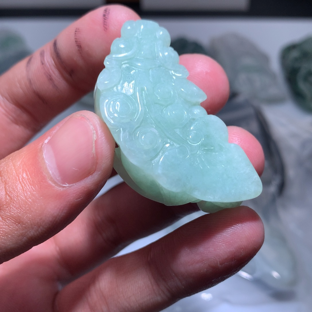 翡翠未镶嵌颈饰保真天然a货翡翠