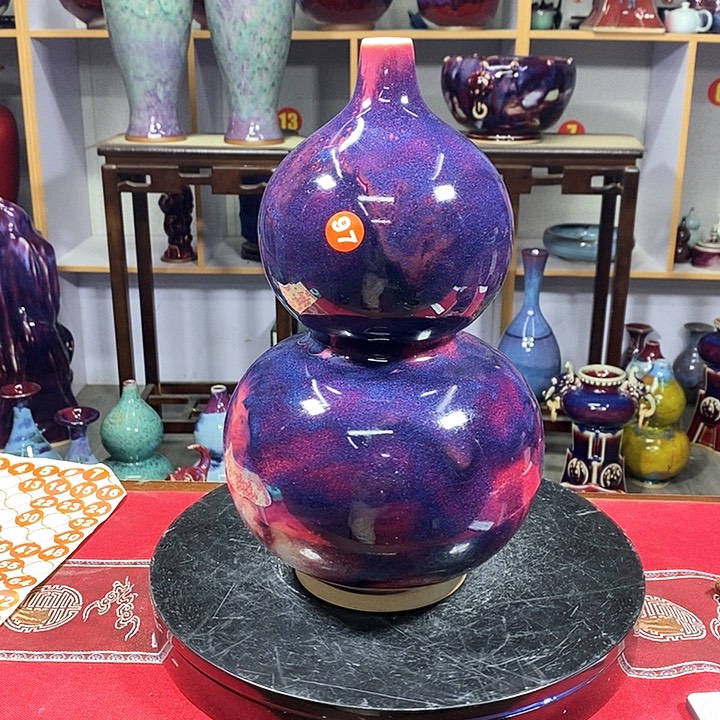 瓶中国神垕精品钧瓷