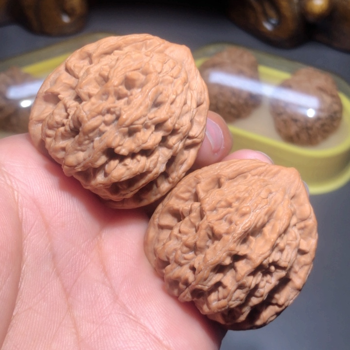 文玩核桃把件38麦虎