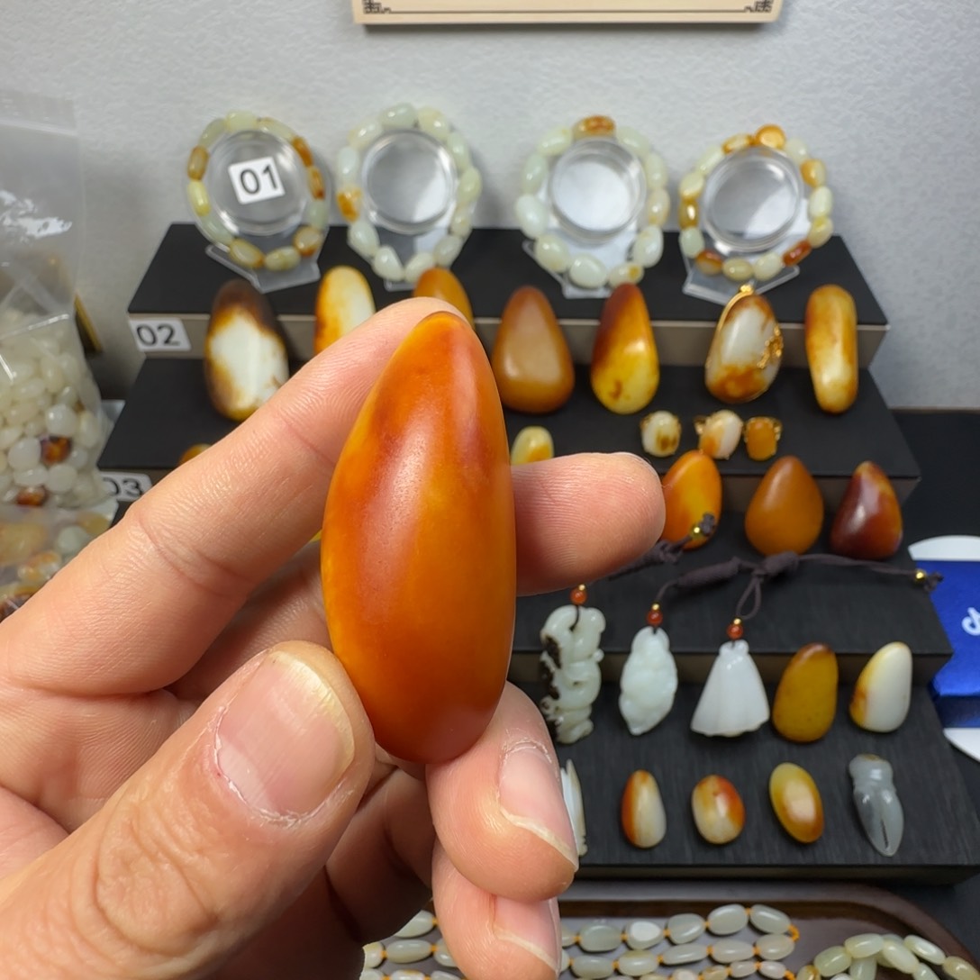 和田玉（青白玉）颈饰未镶嵌