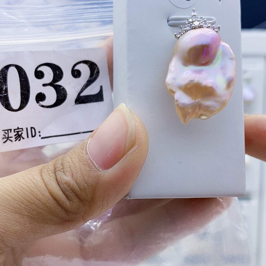 颈饰钛钢淡水珍珠