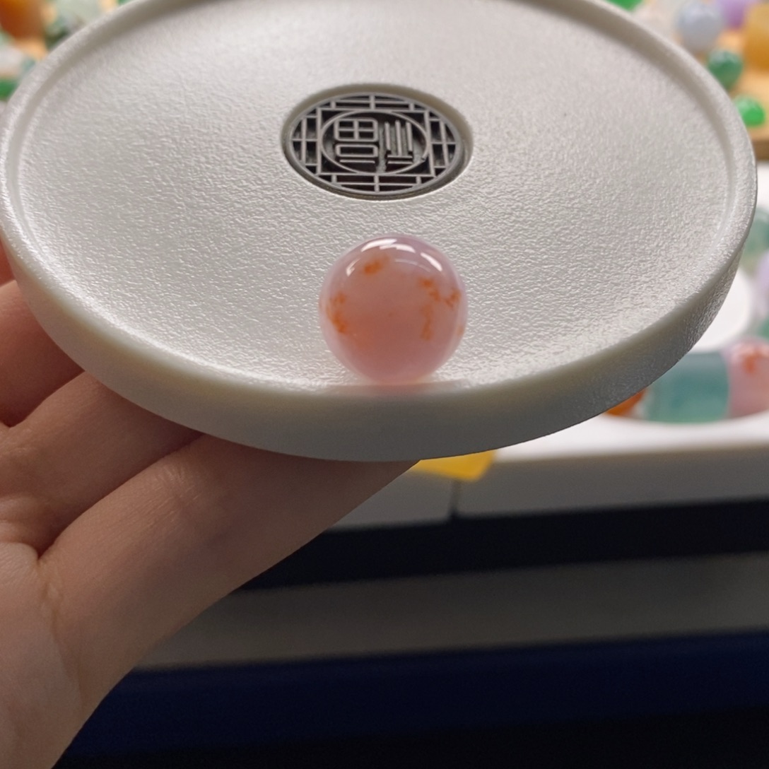 翡翠未镶嵌颈饰粉底洒金特色圆珠卡12.8+