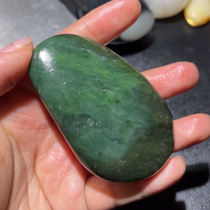 和田玉未镶嵌珠宝奇石