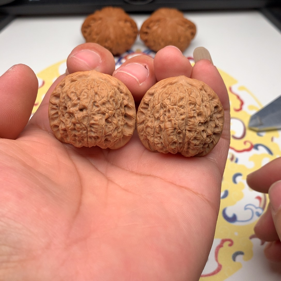 文玩核桃把件36全品血麒麟188