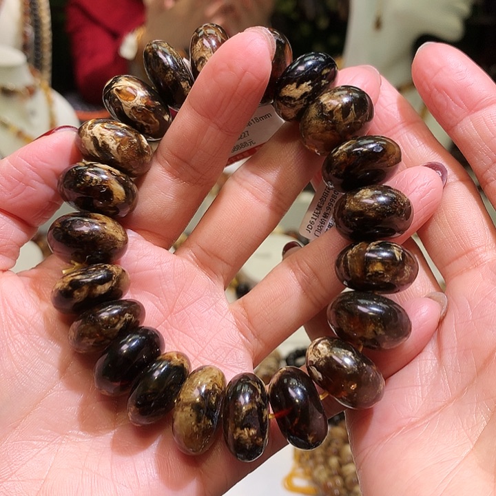 琥珀裸石未镶嵌B****N琥珀