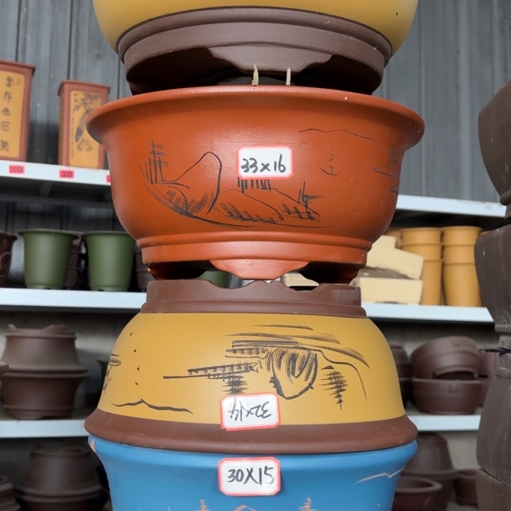 花盆紫砂100-4。         