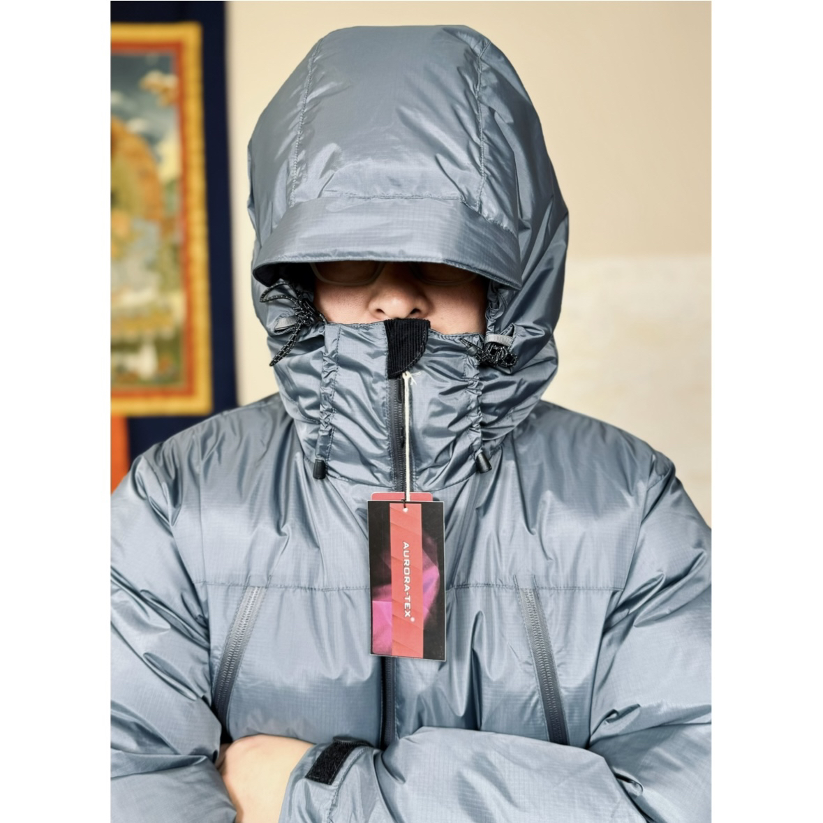 户外山系机能冬季保暖防风防水轻量白鸭绒连帽羽绒外套