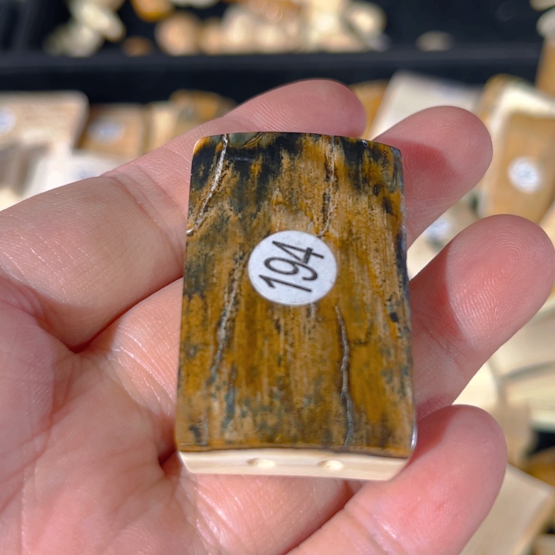 泥塑卡****店微瑕工艺品工艺品