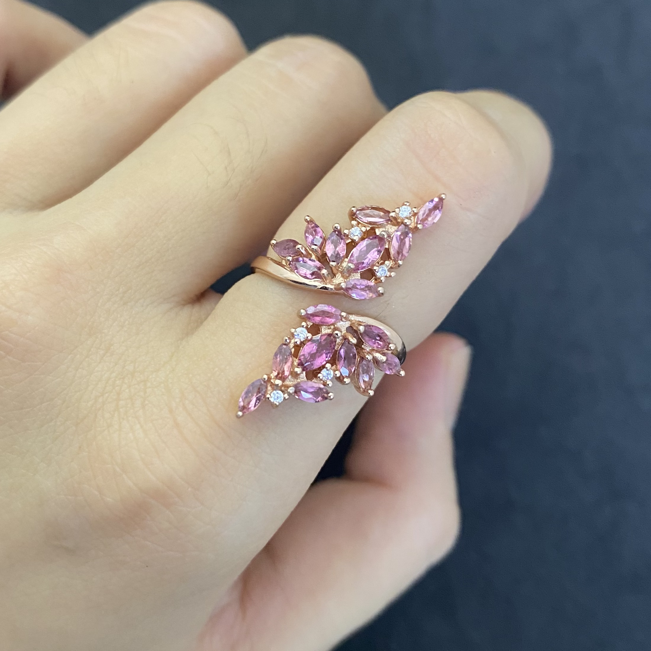 马眼天然粉色碧玺戒指s925银轻奢精致满钻小巧气质时尚百搭开口戒