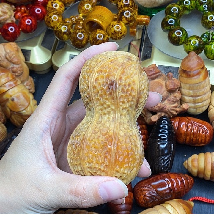 松木琥珀木文玩手串