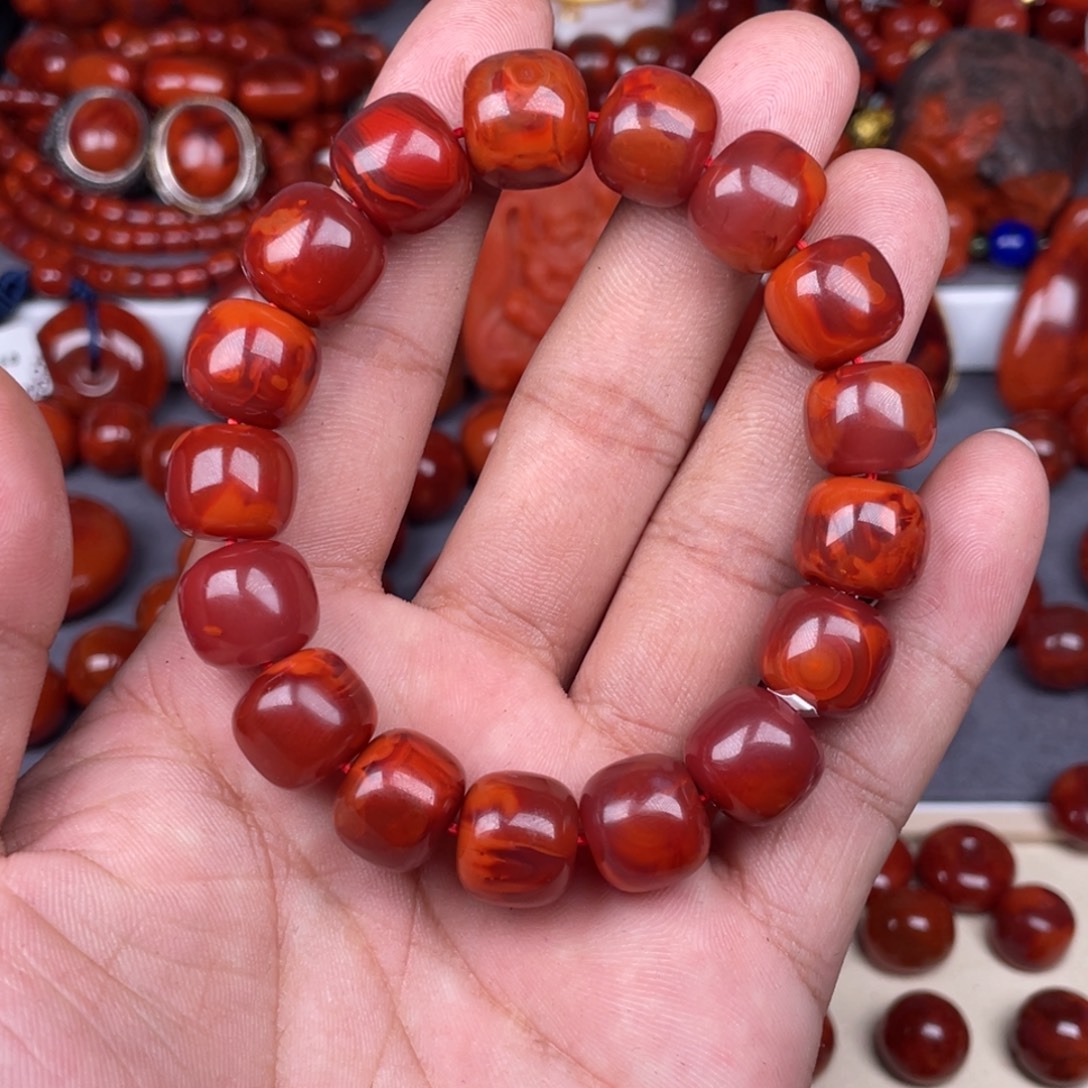 盛***饰南红玛瑙未镶嵌瓦西南红老型手串13mm+