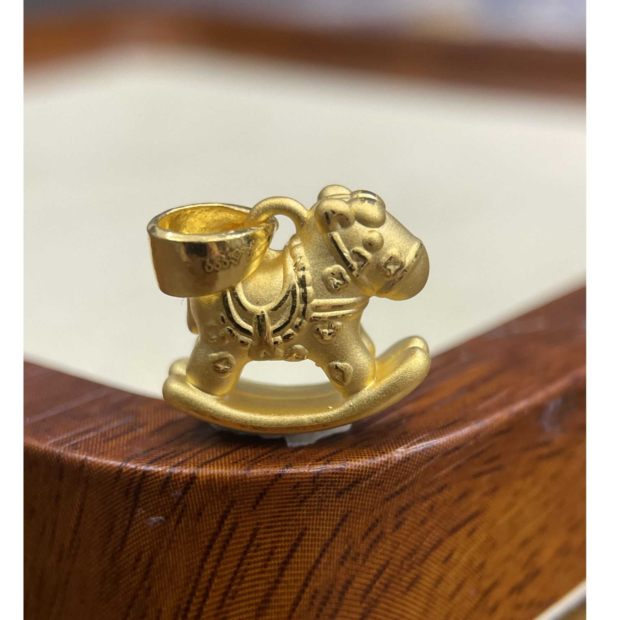 辉通黄金足金999摇摇金马DP2423-01630