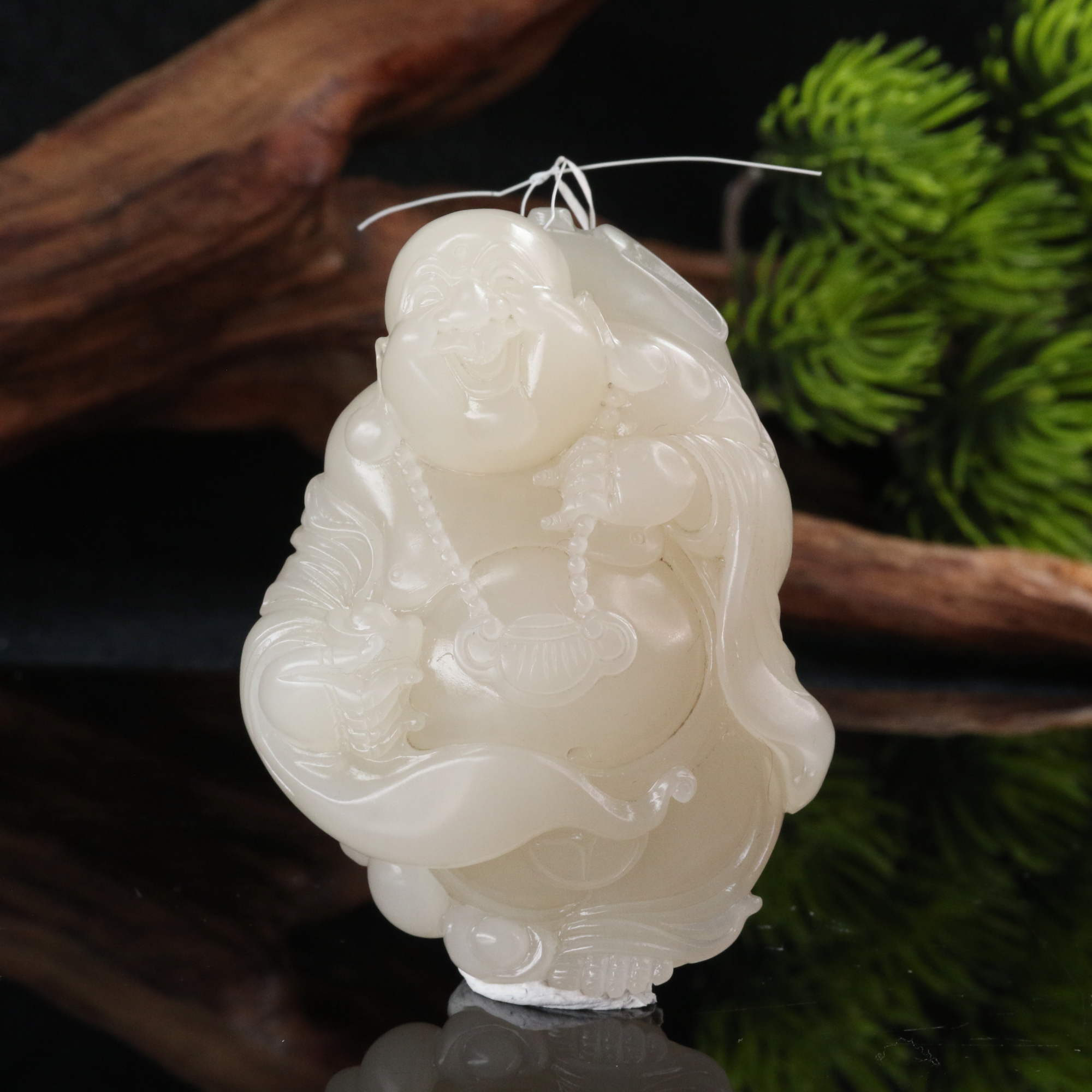 13和田玉藕粉佛公手把件/000743北京中保拍卖