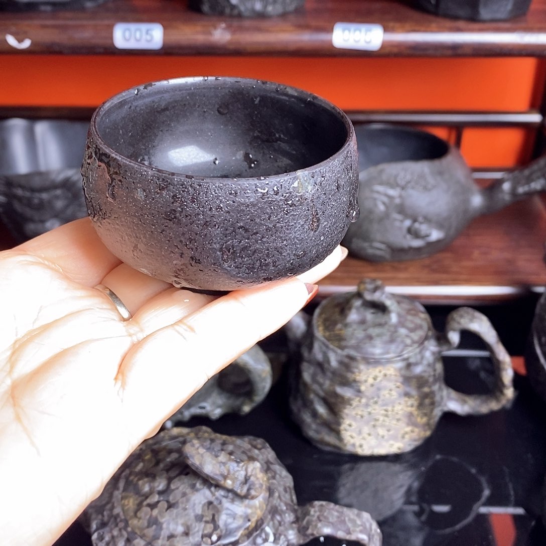 紫砂茶壶冰碛岩禅定杯容量70毫升左右