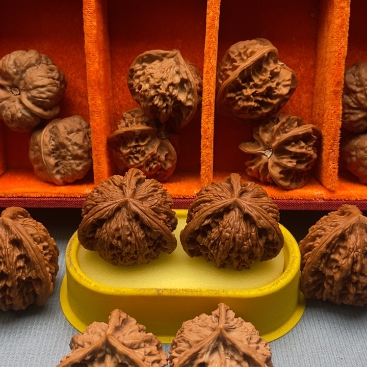 四***Y文玩核桃吊坠哈哈哈哈哈哈哈哈哈