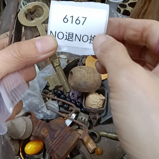 小***罗瓷片6167号工艺品