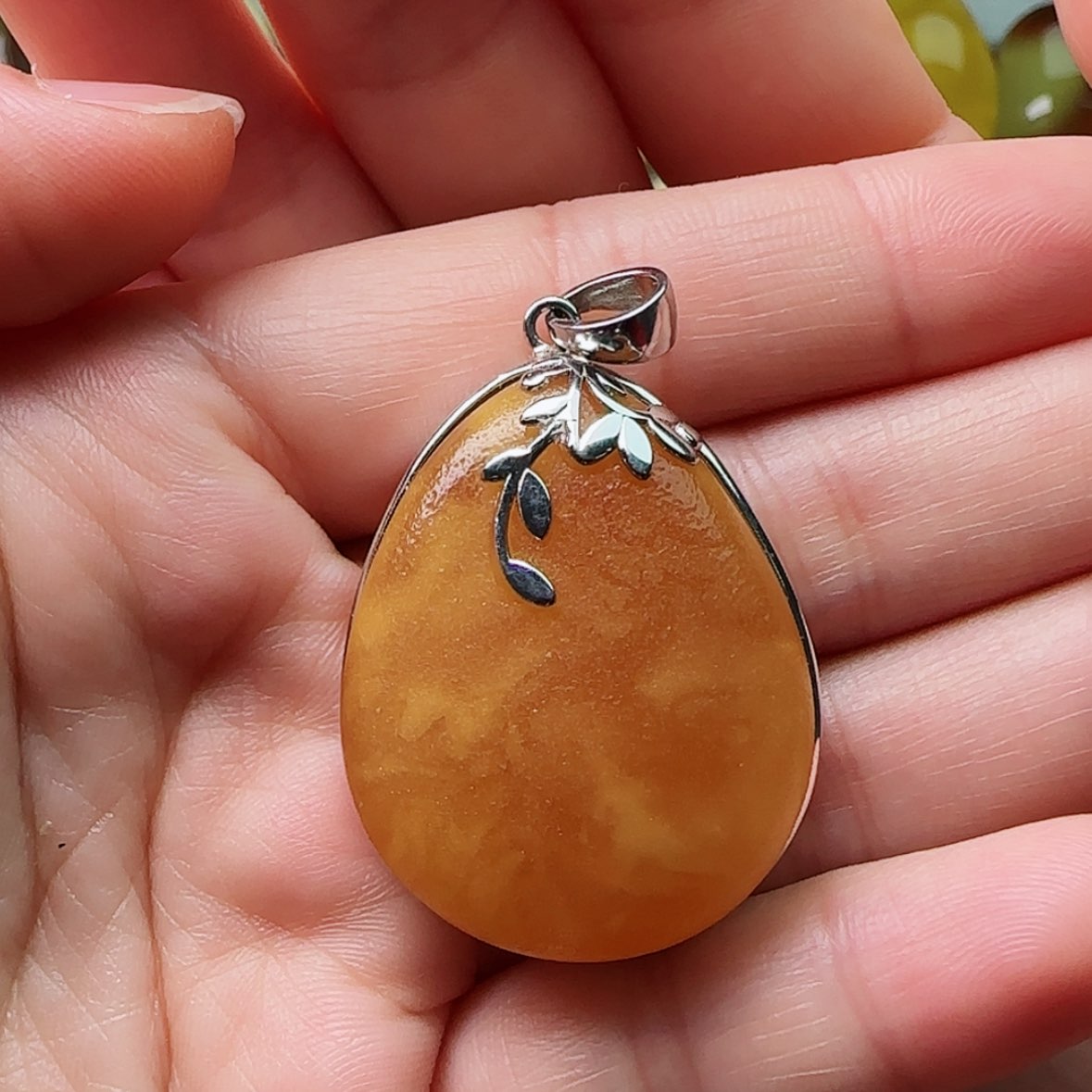 【闪购商品】琥珀颈饰未镶嵌吊坠