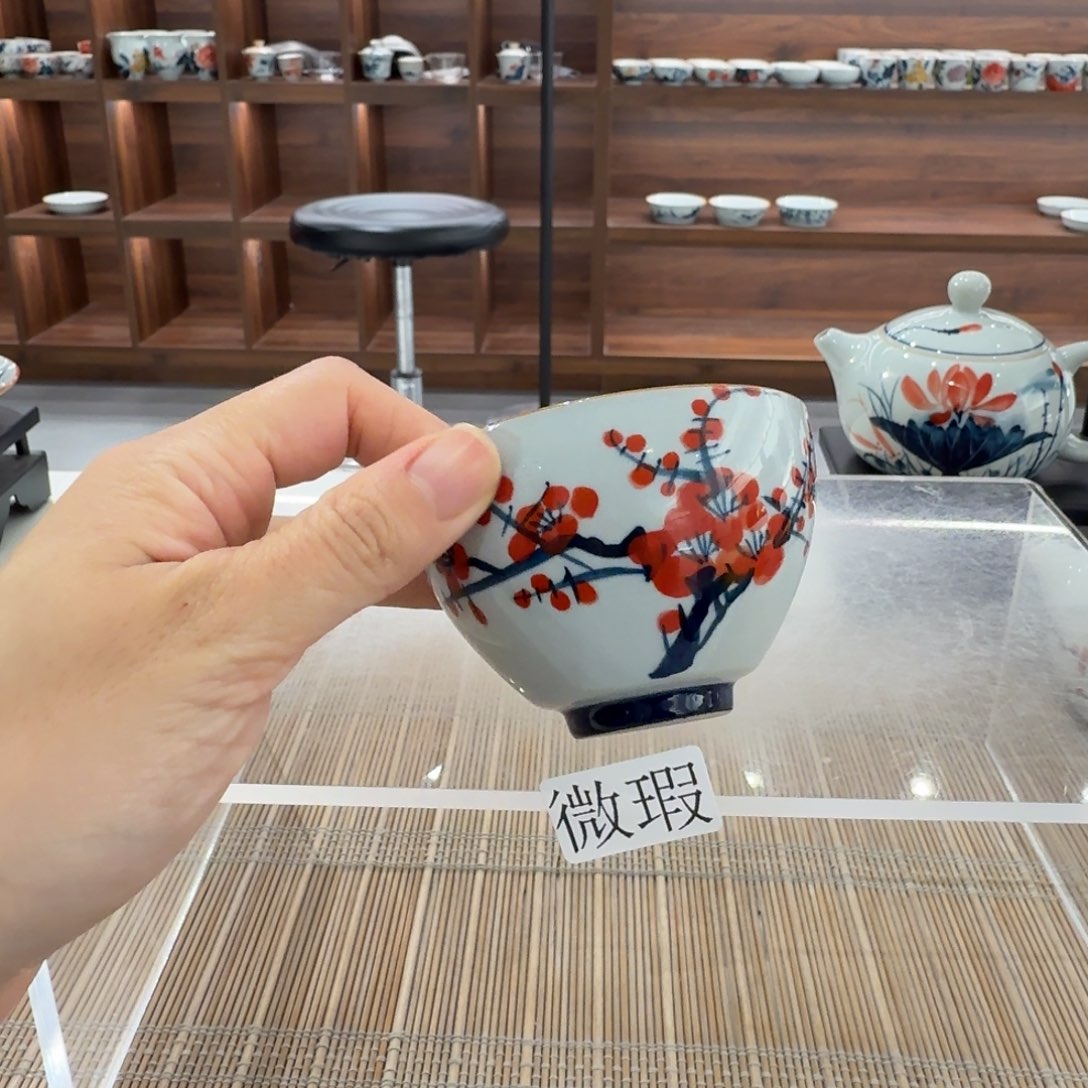 釉下手绘茶具微瑕