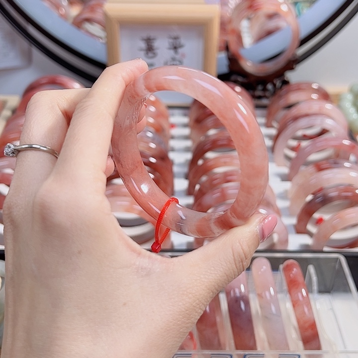 石英质玉手镯未镶嵌慧*