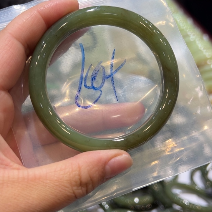 和田玉（糖玉）手镯未镶嵌