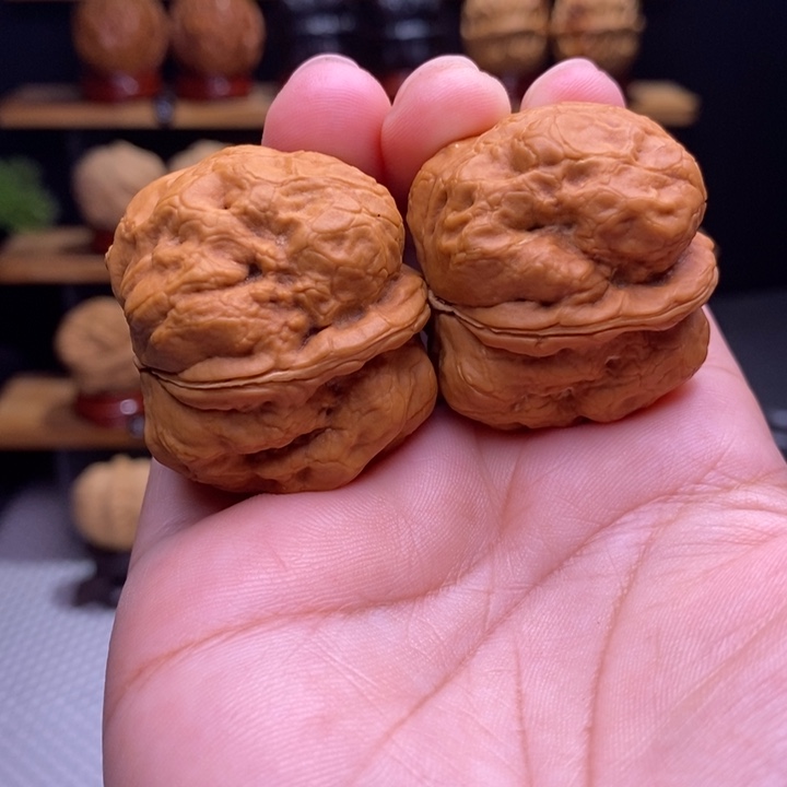 牛***王木质类云铁金蟾疙瘩包2号