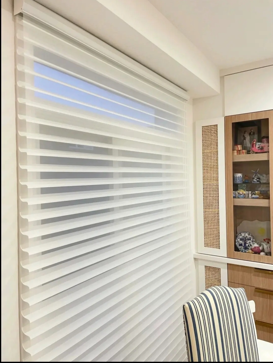 香格里拉帘百叶窗遮挡卫生间卷拉式遮光遮阳窗帘适用于多场景卷帘