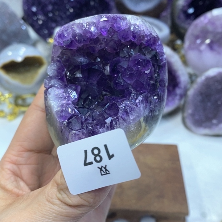 水晶大型摆件（非配饰）未镶嵌