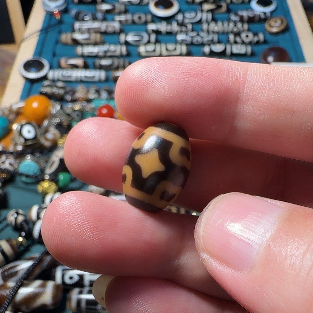 玛瑙/玉髓颈饰合金