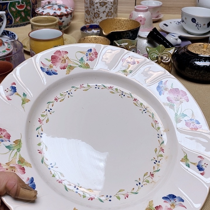 紫砂茶宠盘子都给她