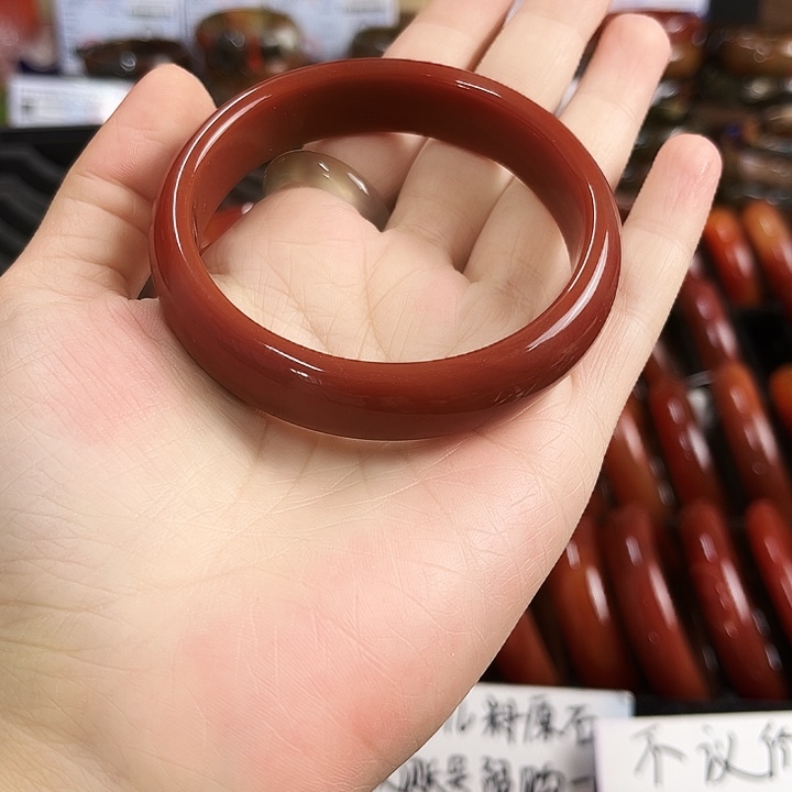 手镯玛瑙/玉髓未镶嵌