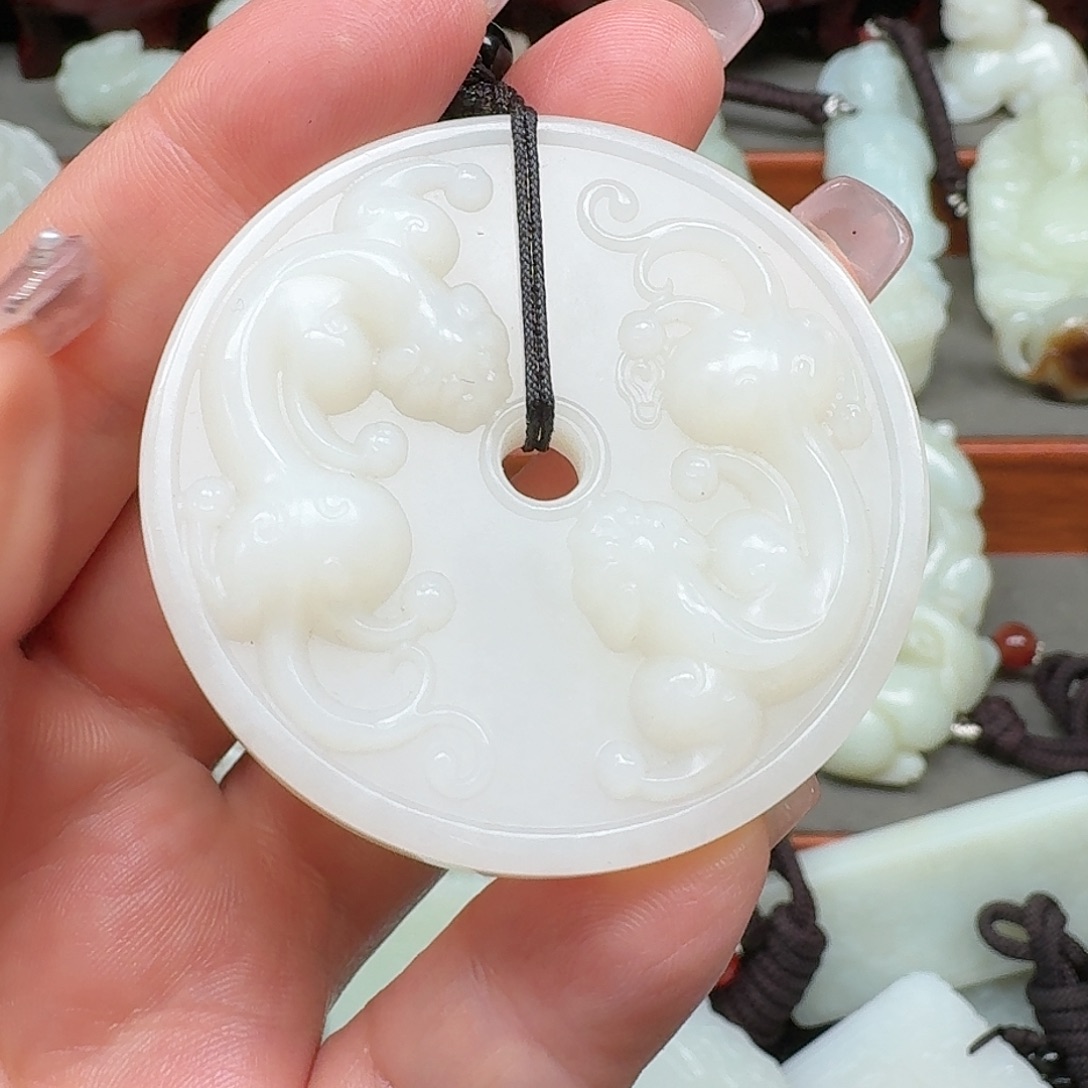 守***福和田玉未镶嵌挂件