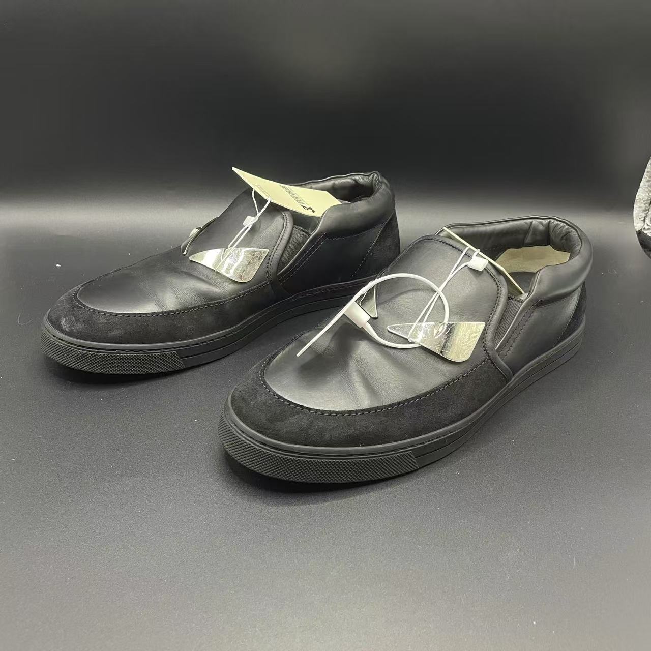 95新 FENDI/芬迪 【聚星福利】男士黑色时尚一脚蹬 40.5码 ca011t