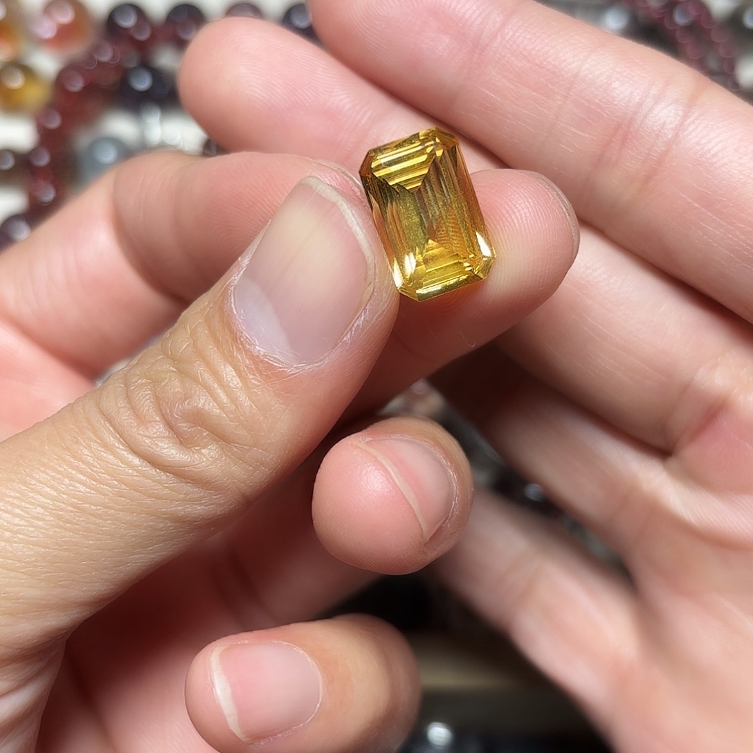 未镶嵌珠宝半成品水晶