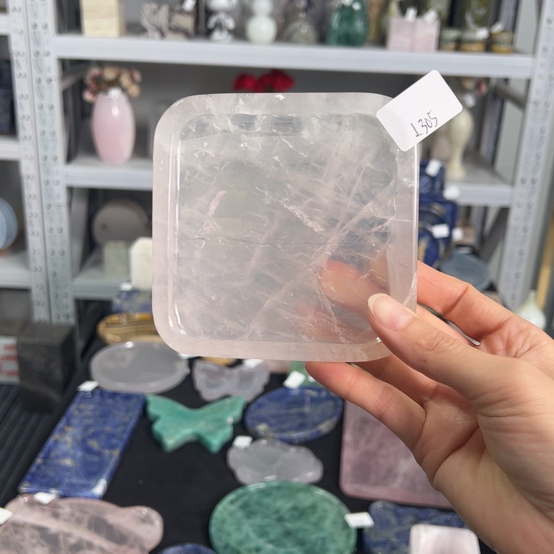 用***0石材粉水晶。     305