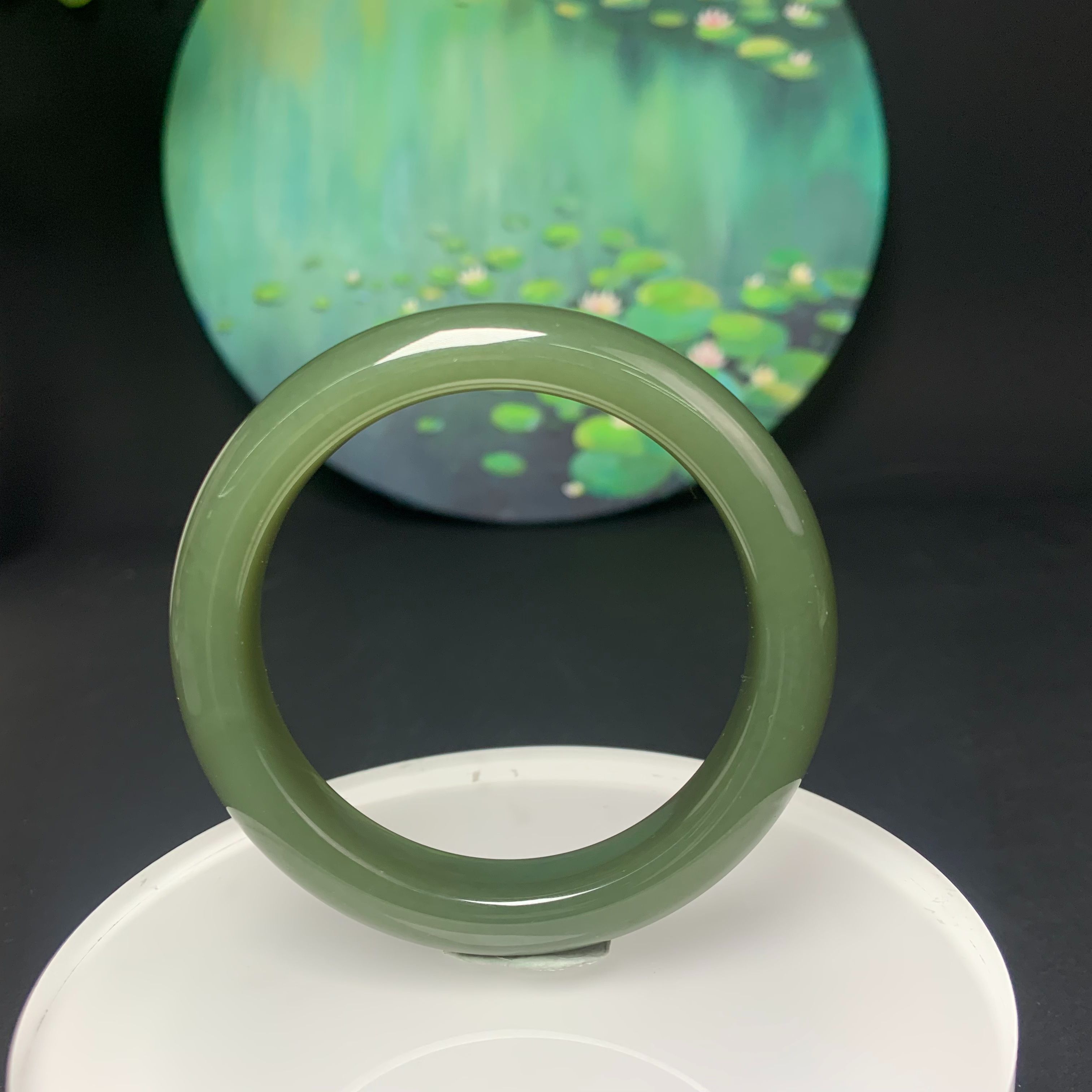 S021珠宝玉石精选和田玉手镯