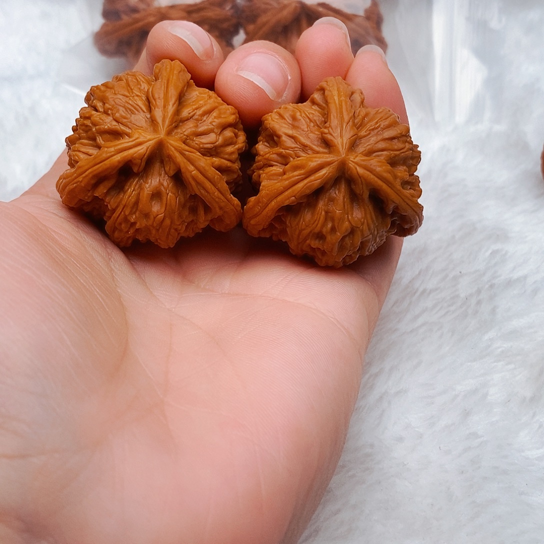 平***好吊坠文玩核桃三棱