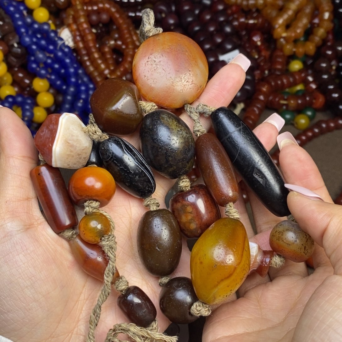 玛瑙/玉髓颈饰未镶嵌