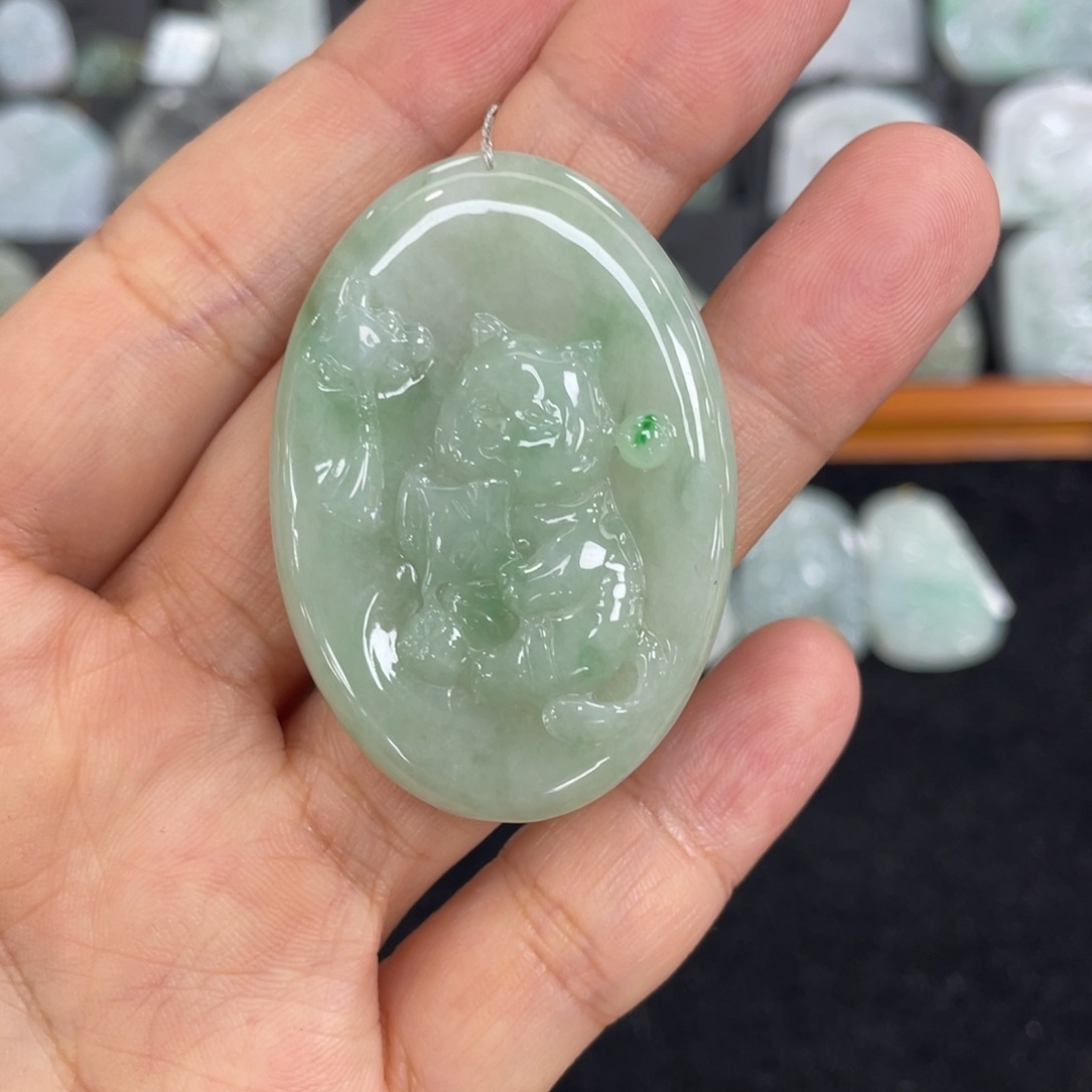 颈饰未镶嵌翡翠龙猫