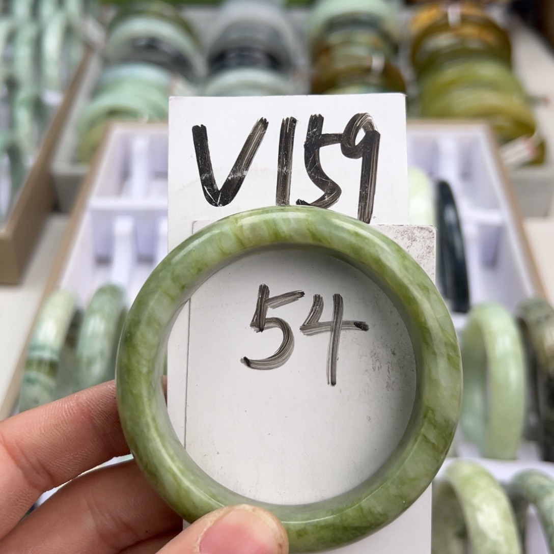 岫玉手镯未镶嵌天然岫玉微瑕