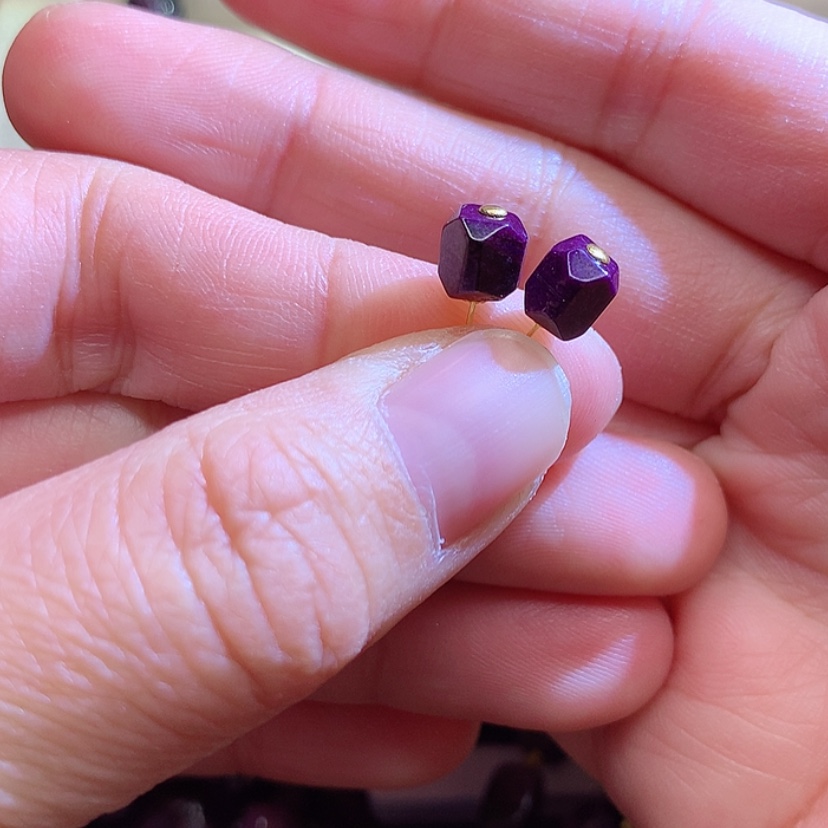 【闪购商品】苏纪石（舒俱来）耳钉18K金镶嵌