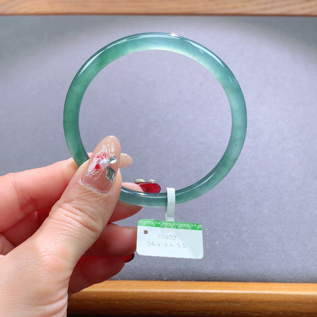 翡翠手镯未镶嵌天然翡翠手镯叮当镯