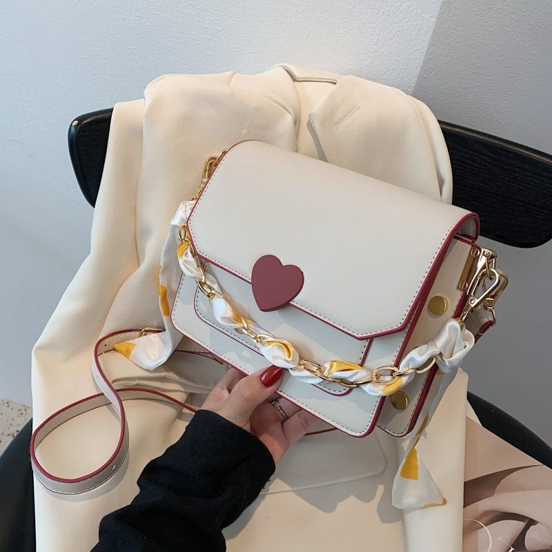 Z23   通勤斜挎包 简约帆布轻便耐磨大容量上班包