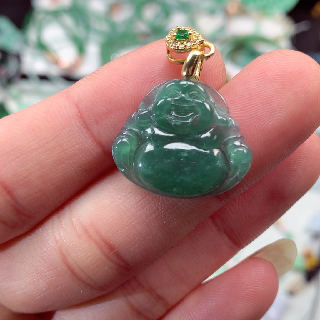 翡翠颈饰未镶嵌翡翠吊坠