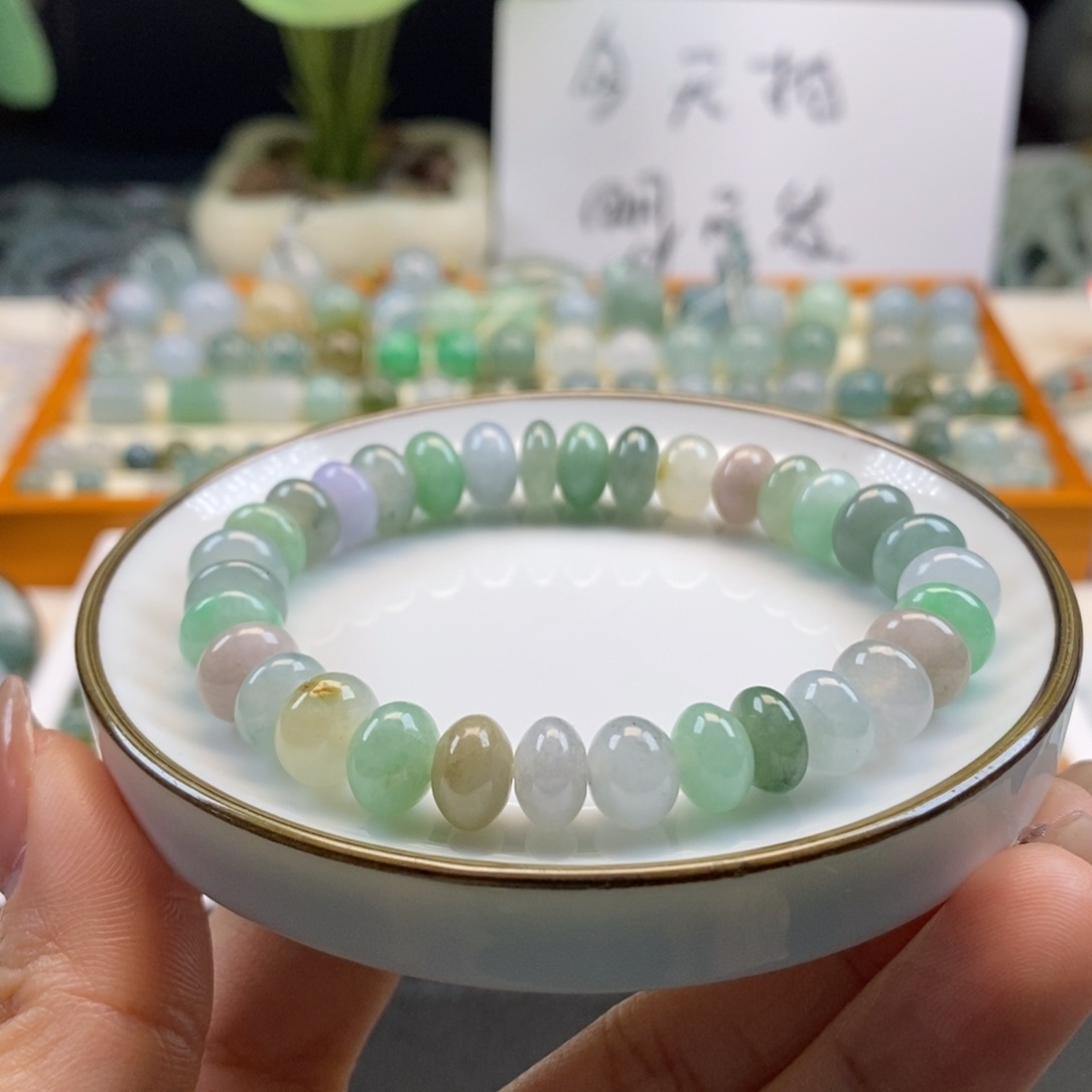 翡翠散珠天然翡翠手串8+，个别微瑕