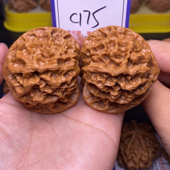 文玩核桃把件50帝王c175