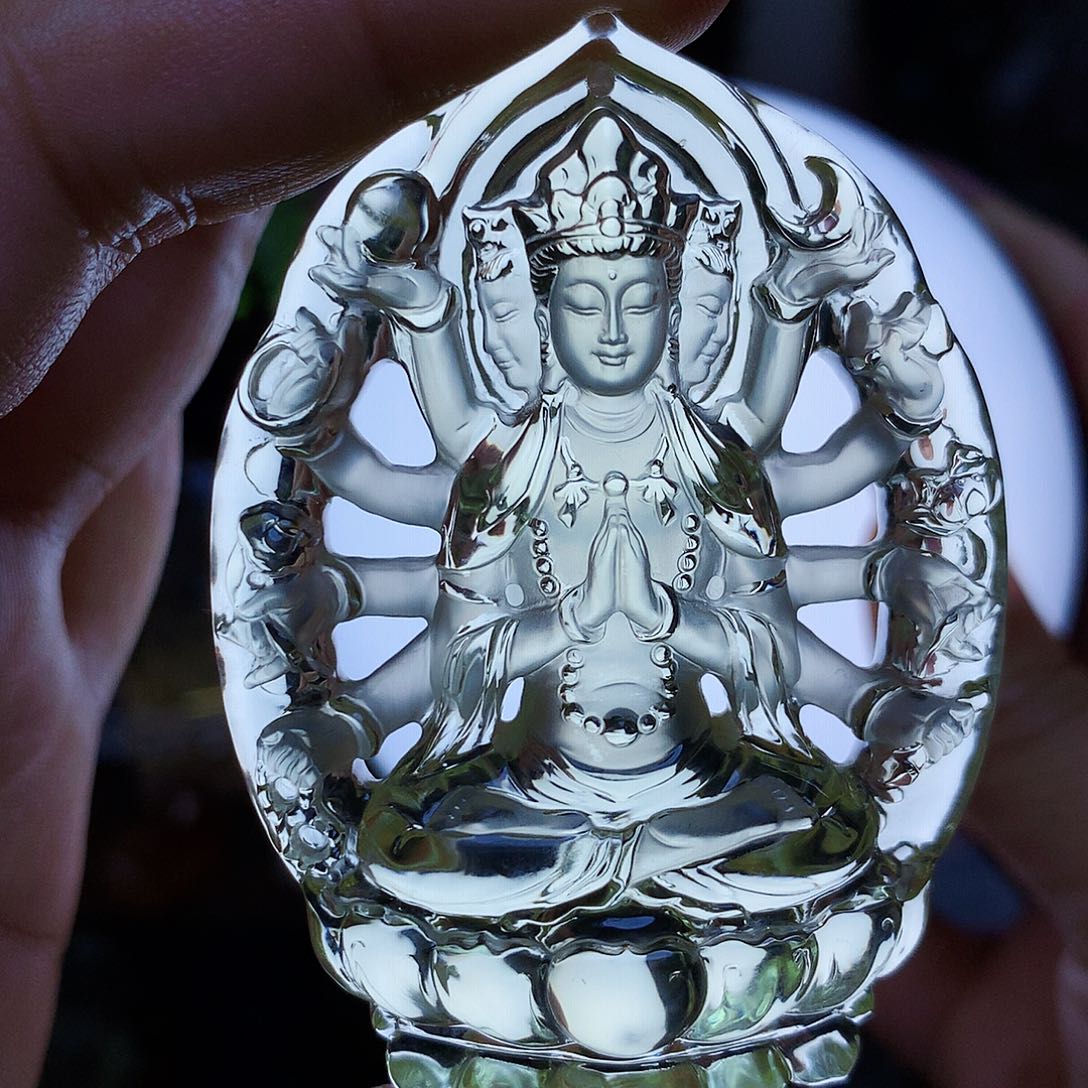 水晶颈饰合金太**?，