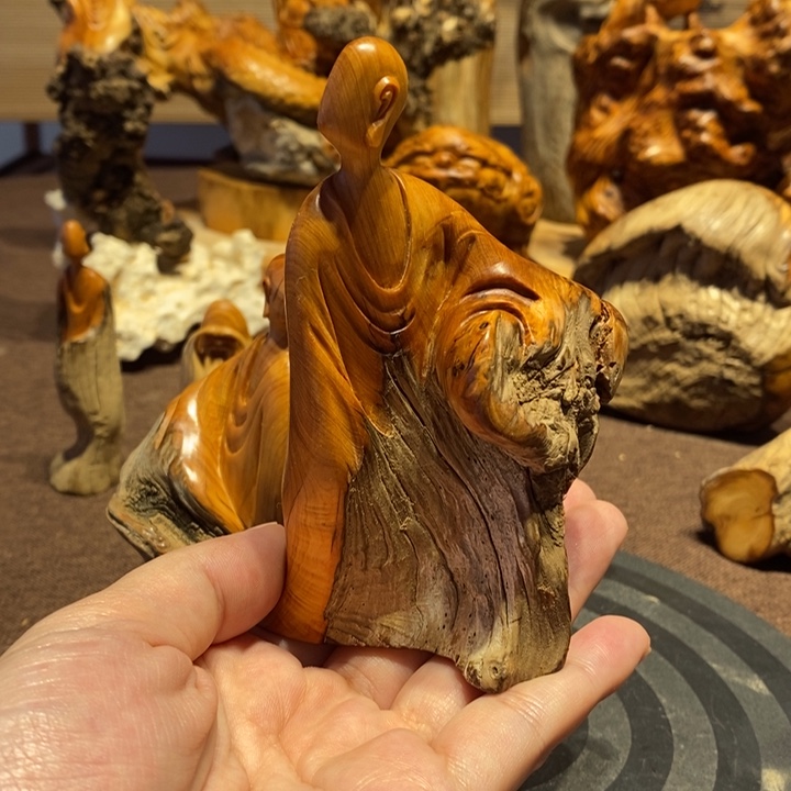 柏木（崖柏）秋*无相佛