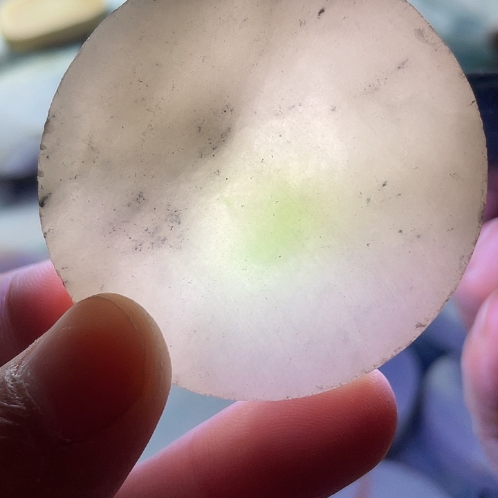 翡翠颈饰未镶嵌毛料29