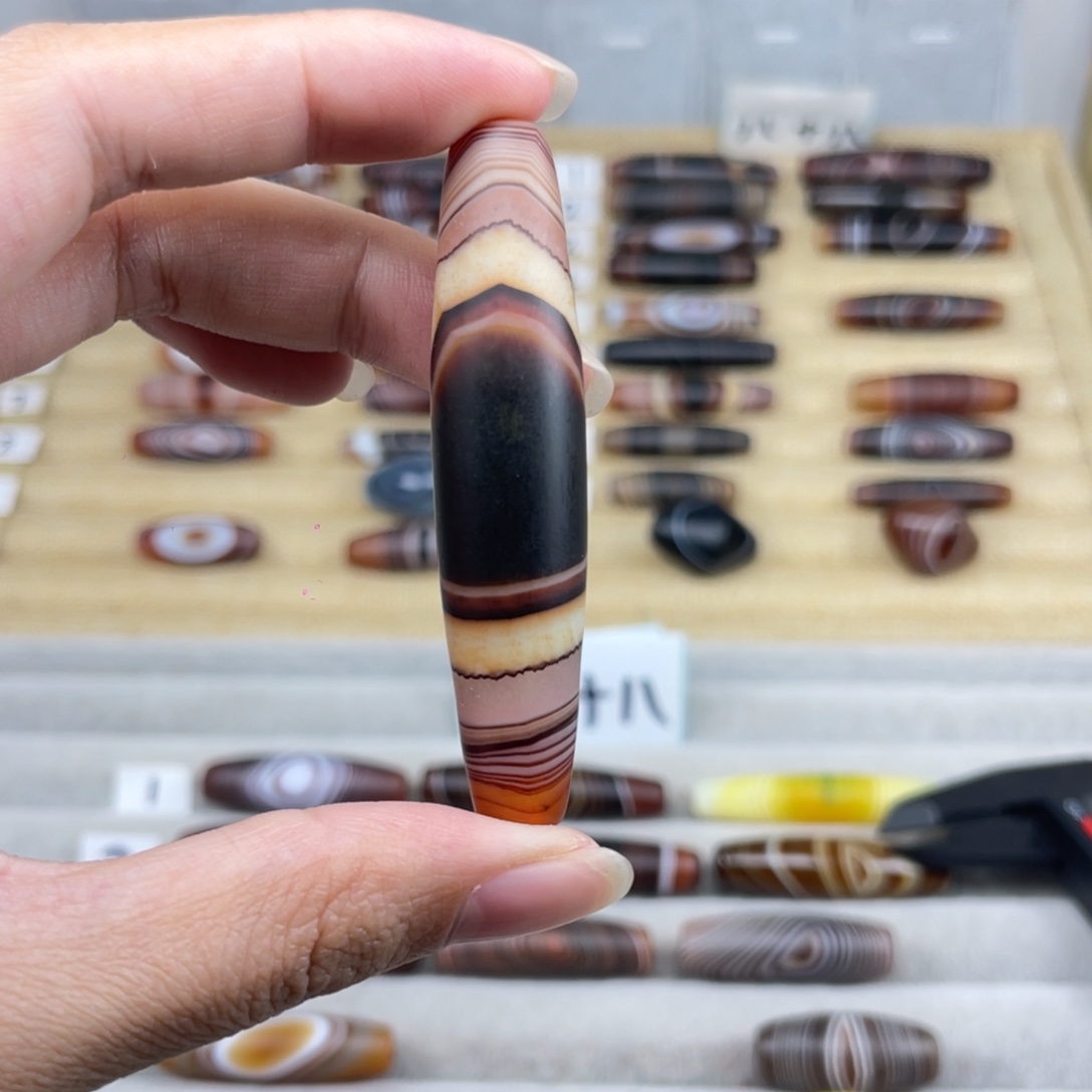 治***玛瑙/玉髓合金颈饰