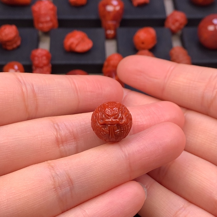 *****南红玛瑙未镶嵌龙珠13MM+